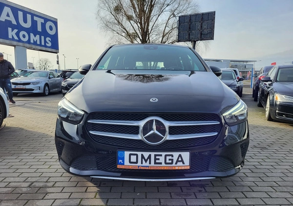 Mercedes-Benz Klasa B cena 79000 przebieg: 130000, rok produkcji 2019 z Nowa Ruda małe 137